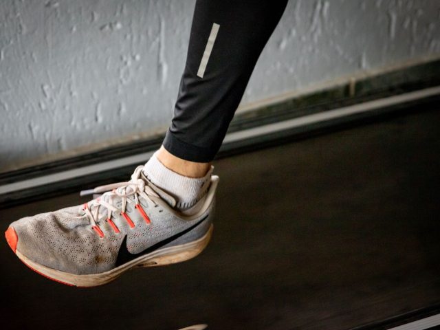 HOKA ou BROOKS : choisir entre training et route