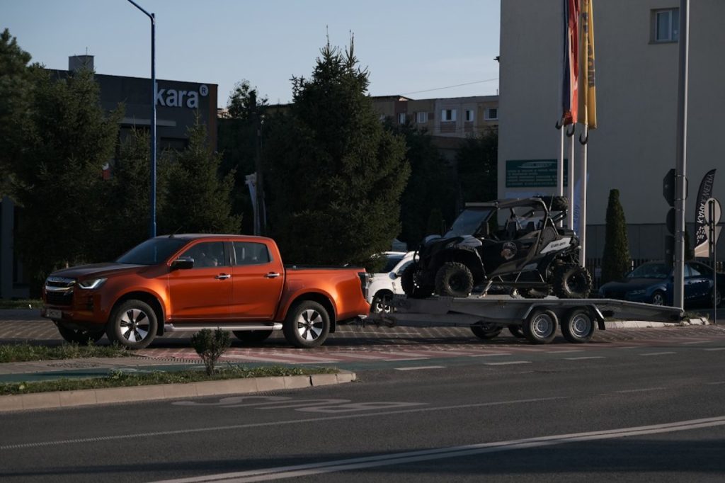Remorque et attelage : les vérifications avant de prendre la route